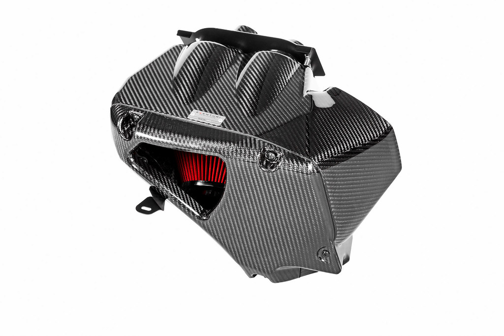 Eventuri Carbon fiber Intake systems for Audi RS6 RS7 C7