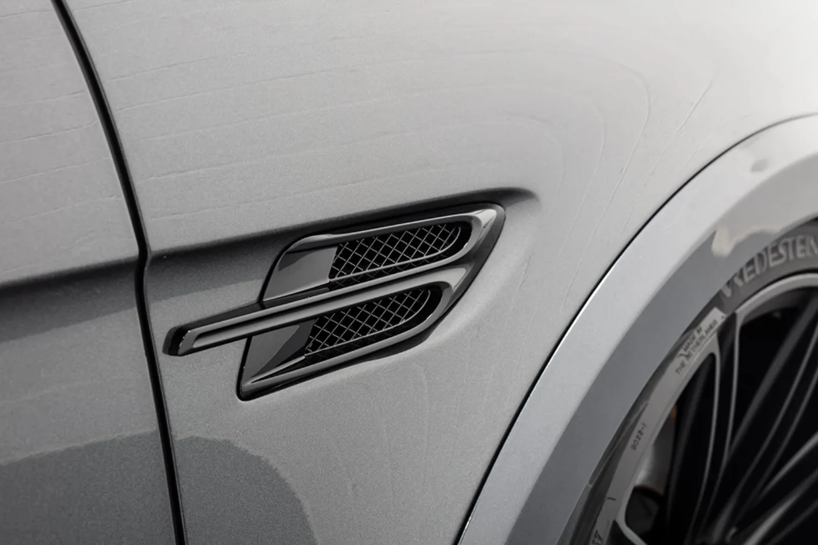 Urban body kit for Bentley Bentayga latest model
