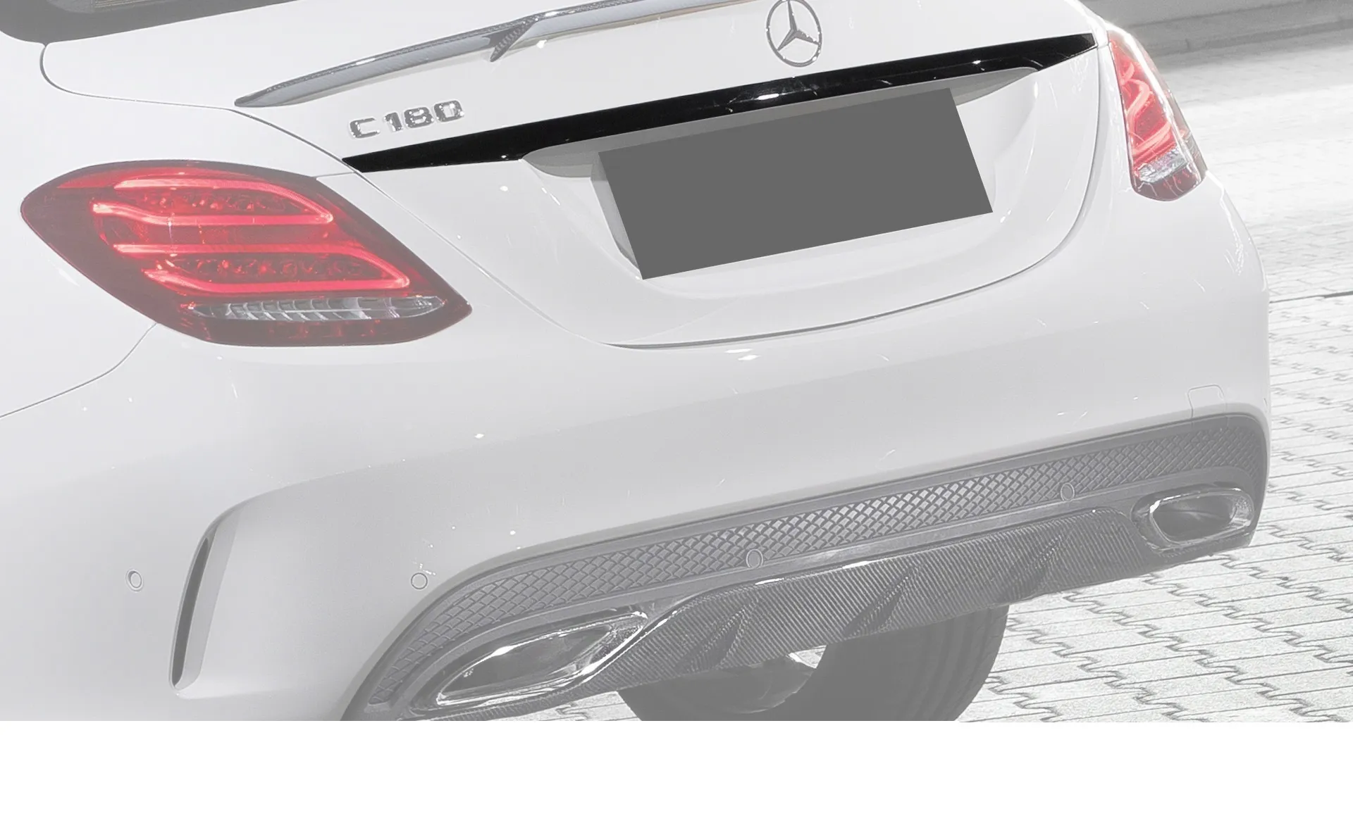 Carbon fiber trim on the trunk above number the for Mercedes C-class W205