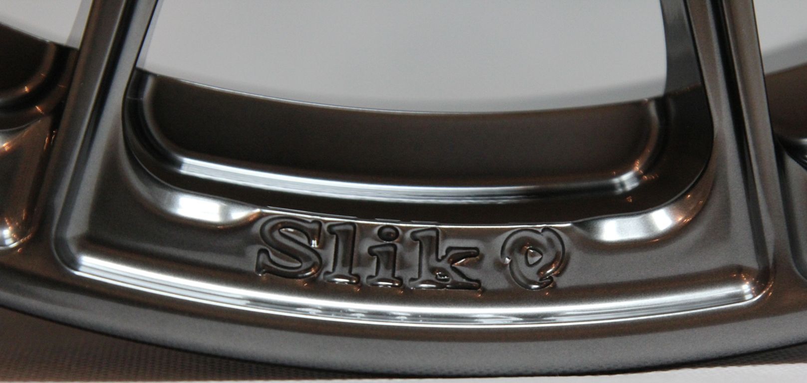 SLIK L-938 forged wheels new model