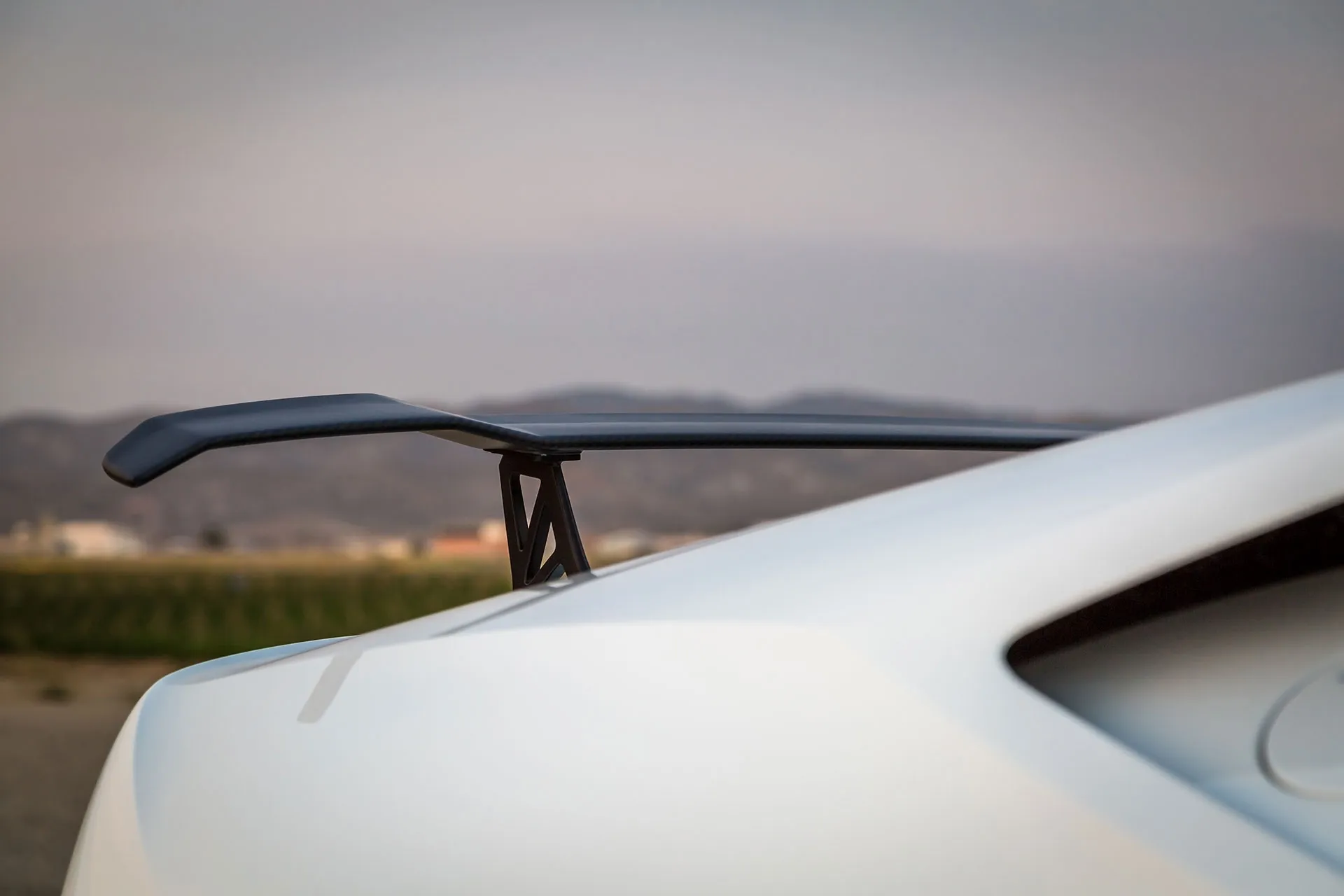 Vorsteiner Nero body kit for Lamborghini Huracan Novara