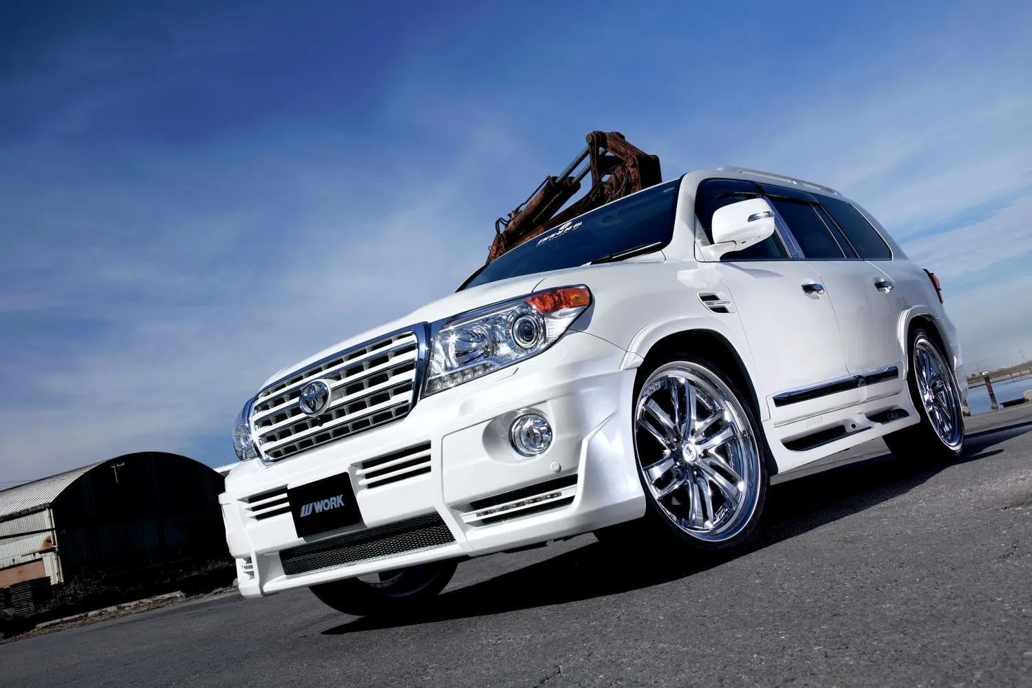 images-products-1-6396-233003260-WORK-LS-BRIGHTRING-SUV-1__1_.jpg