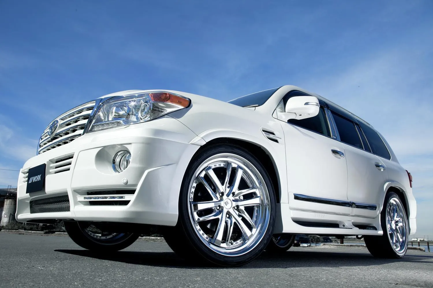 images-products-1-6398-233003262-WORK-LS-BRIGHTRING-SUV-2.jpg