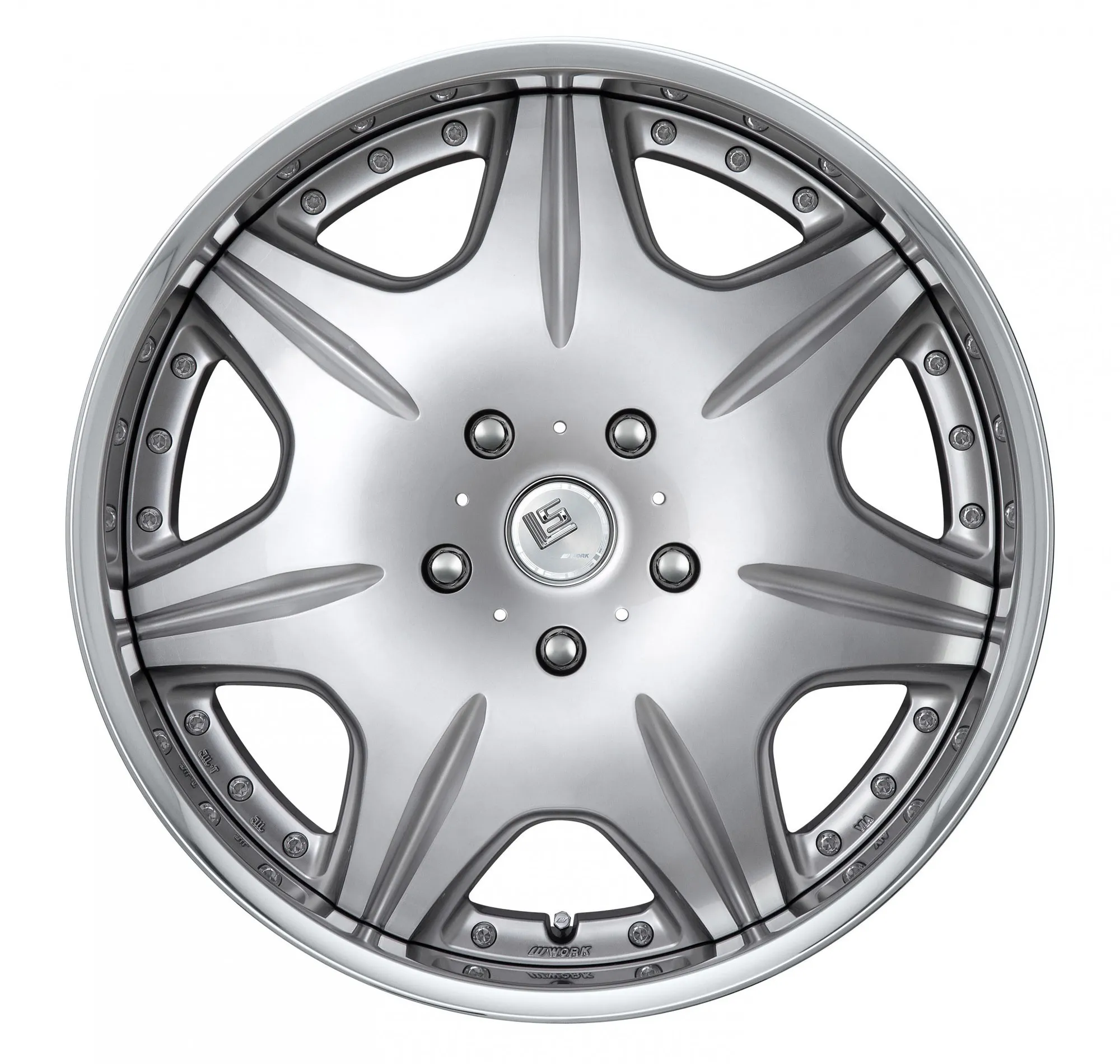 images-products-1-6503-233003367-WORK-LS-CHIAREZZA-SUV-CALM-SILVERCF.jpg