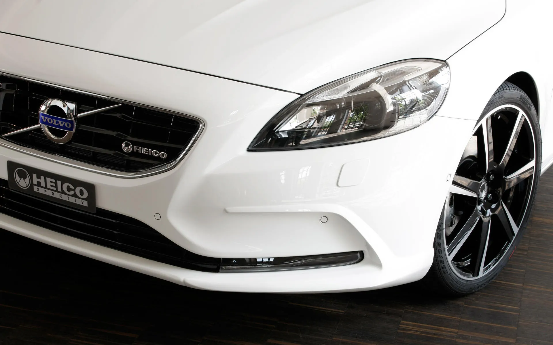 Heico Sportiv Body Kit for Volvo V40 BY new style