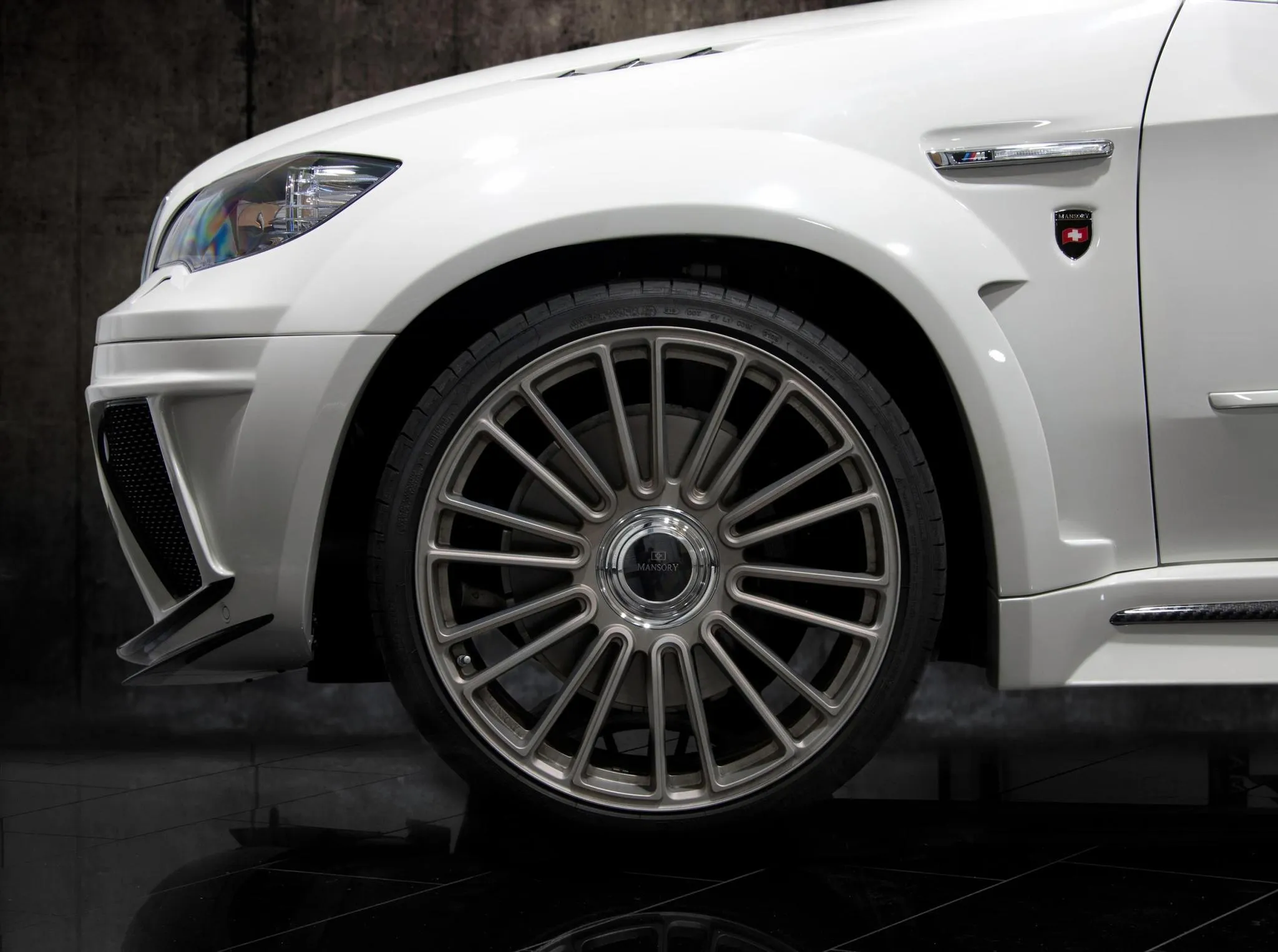 Mansory body kit for BMW X5 carbon