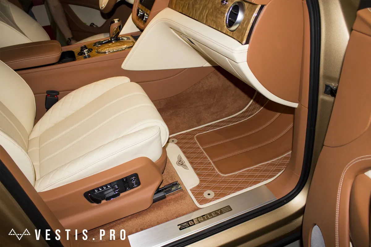images-products-1-67-232988739-Bentley_Bentayga.jpg