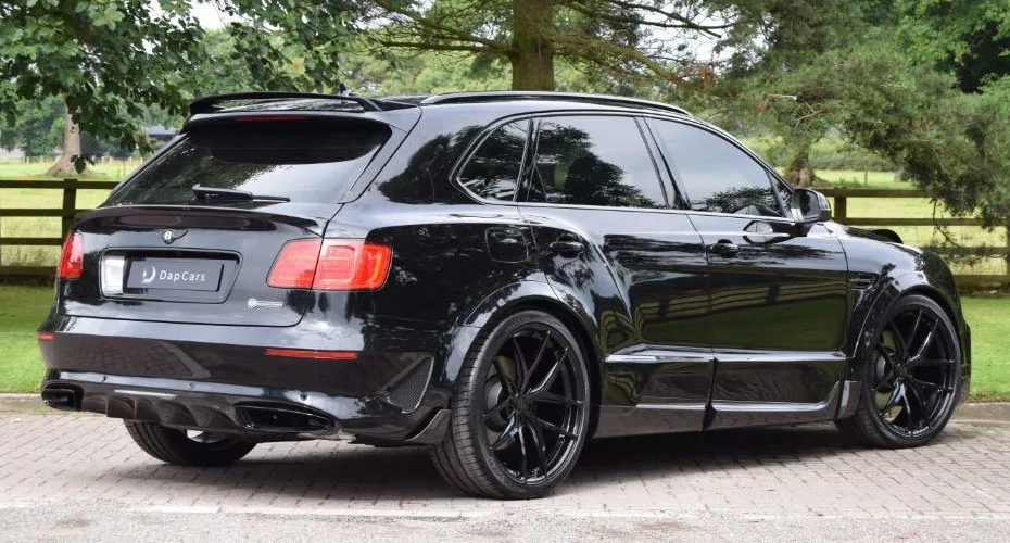 Check our price and buy Onyx body kit for Bentley Bentayga