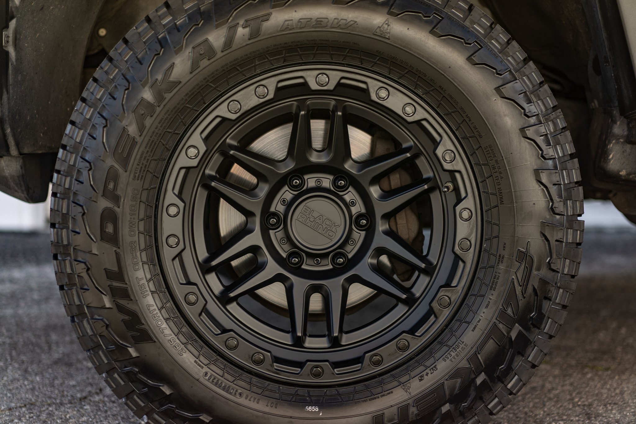 Black Rhino Apache light alloy wheels