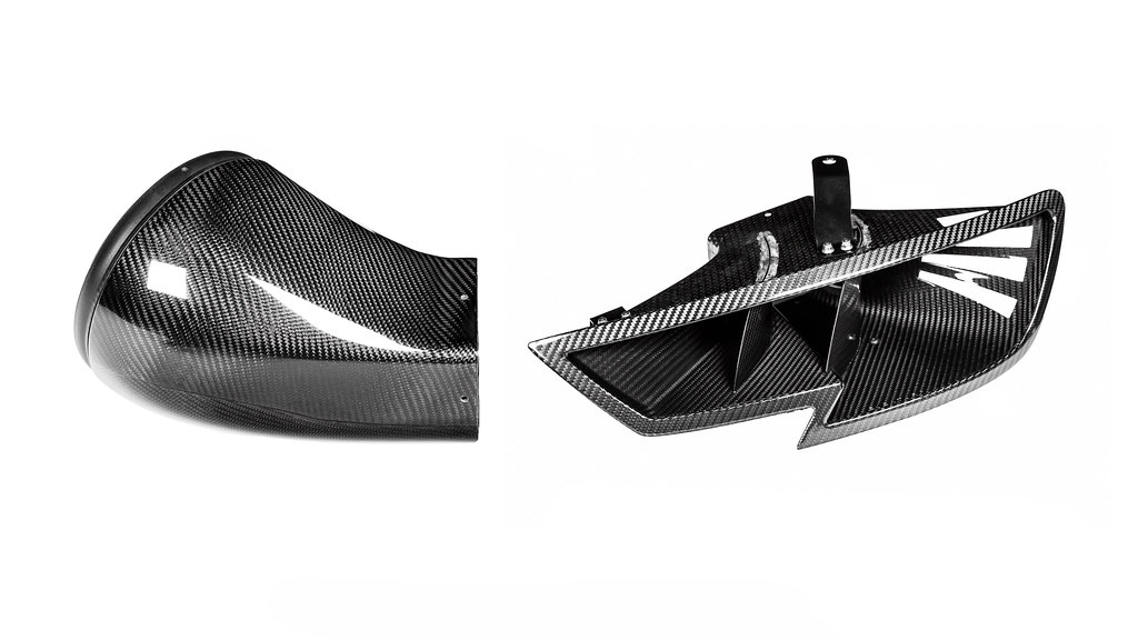 Eventuri Carbon fiber Intake systems for Audi RS3 HEADLAMP DUCT