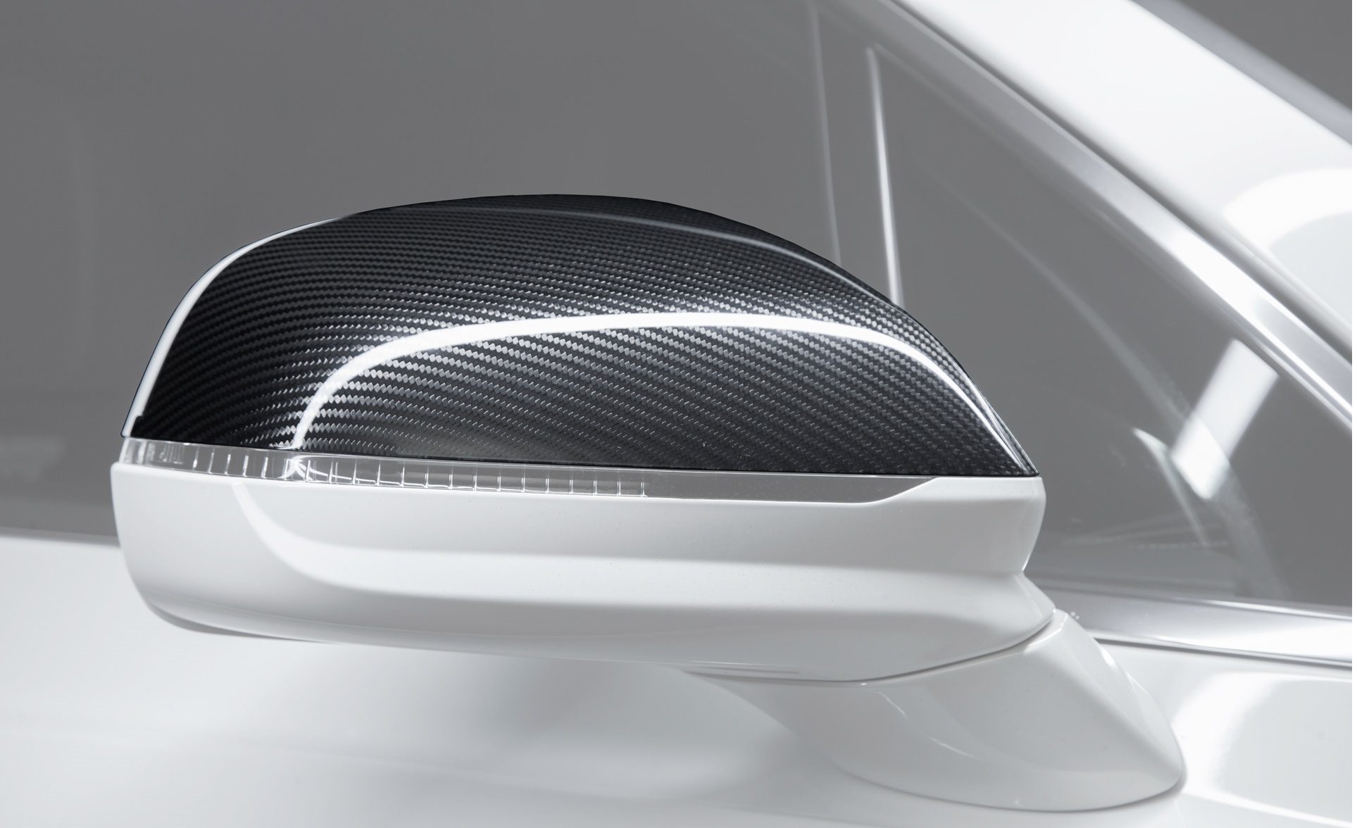 Hodoor Performance Carbon fiber mirror covers for Bentley Bentayga 