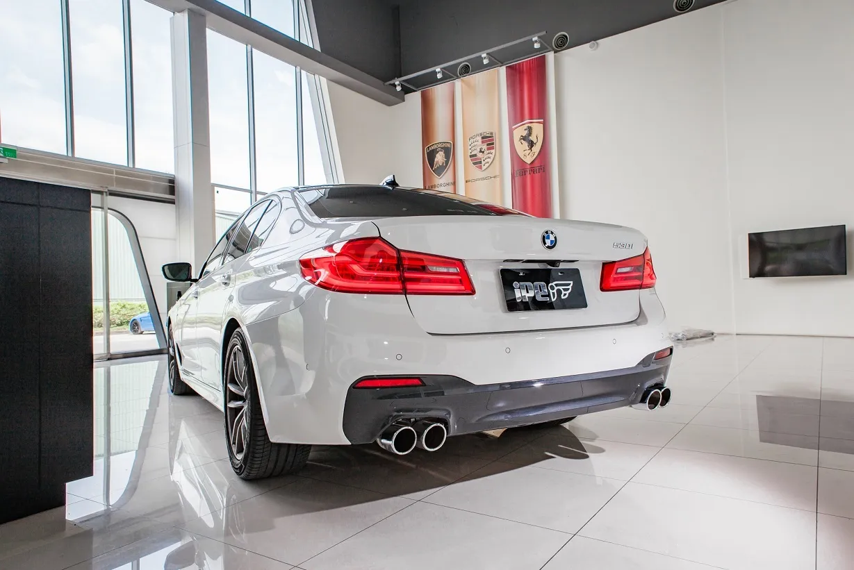 IPE exhaust system for BMW 520i / 530i (G30 G31)