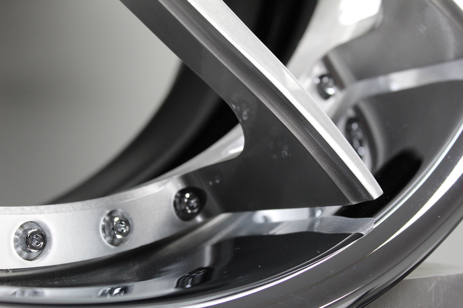 Strasse SM5 DEEP CONCAVE 3 Piece Forged Wheels