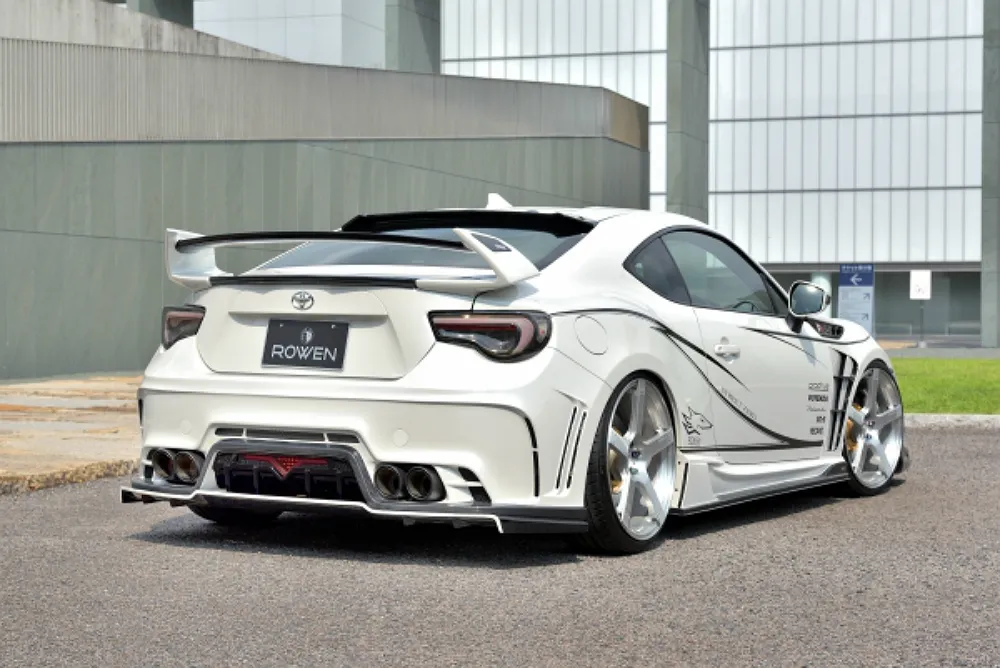 Rowen body kit for Toyota 86 RR STREET ZERO Late Model carbon