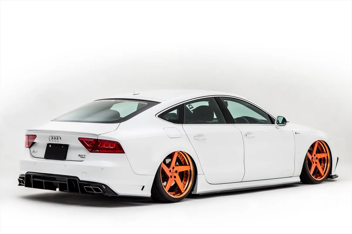 NEWING Bodi Kit for Audi A7 sportback new style
