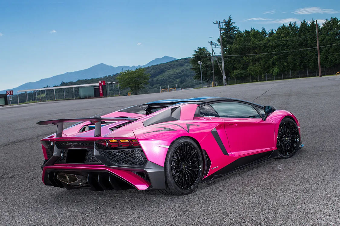 Liberty Walk body kit for Lamborghini Aventador SV latest model