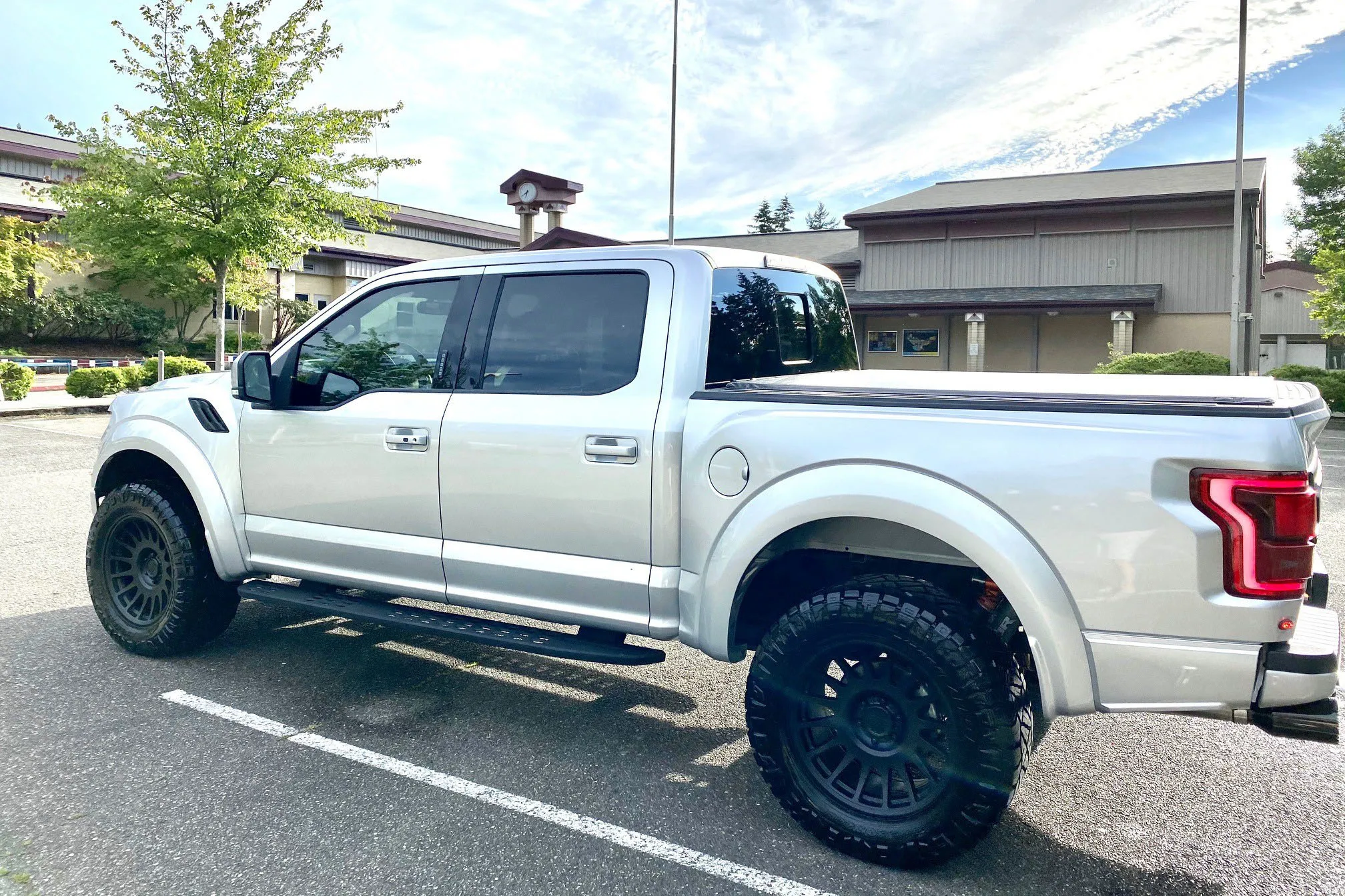 Black Rhino Bullhead  light alloy wheels