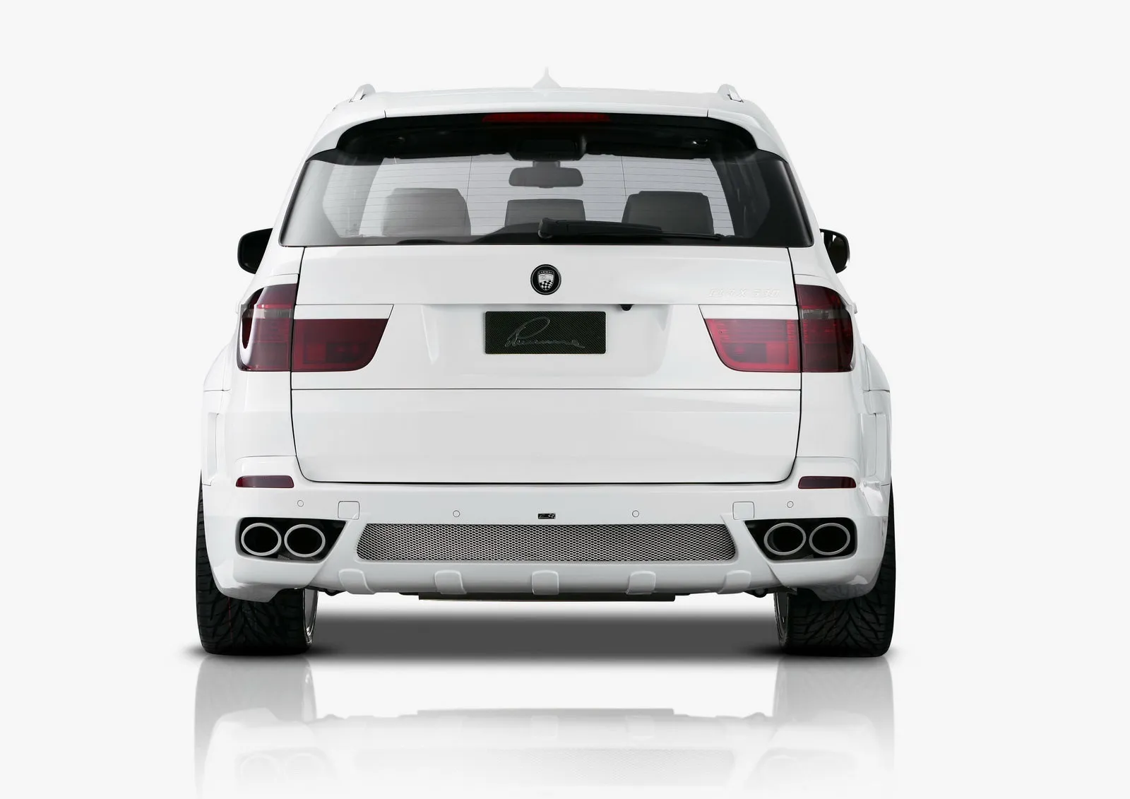 LUMMA CLR X 530 BODY KITS FOR BMW X5 4.8I E70 2020