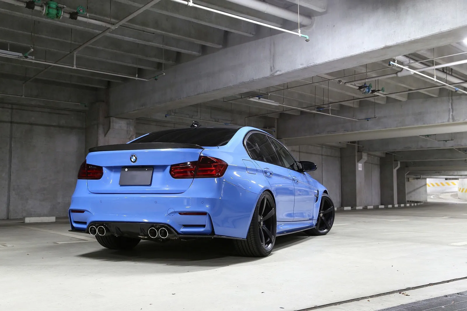 Carbon fiber rear diffuser type 2 for BMW M3 F80
