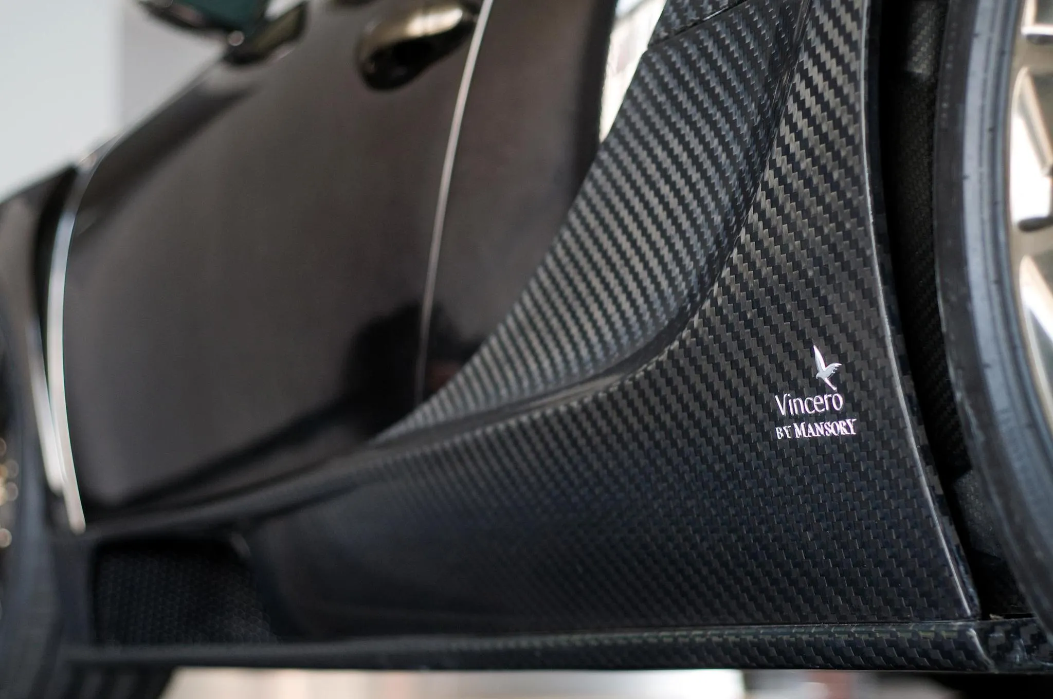 Mansory body kit for Bugatti Veyron latest model