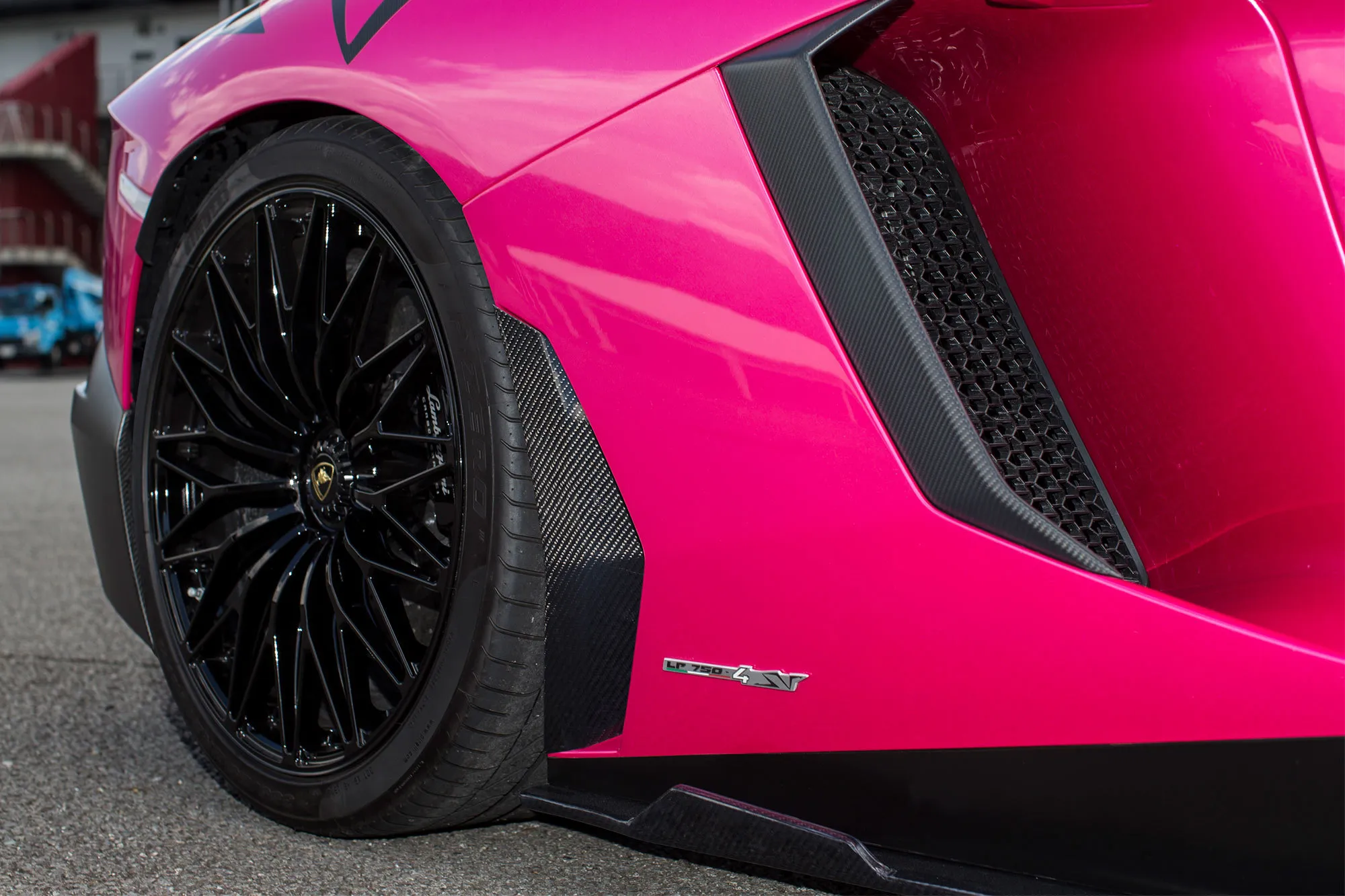 Liberty Walk body kit for Lamborghini Aventador SV new model