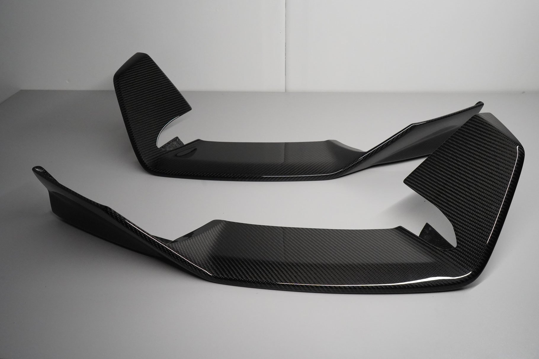 Hodoor Performance Carbon fiber Corsa  front spoiler Lamborghini Urus