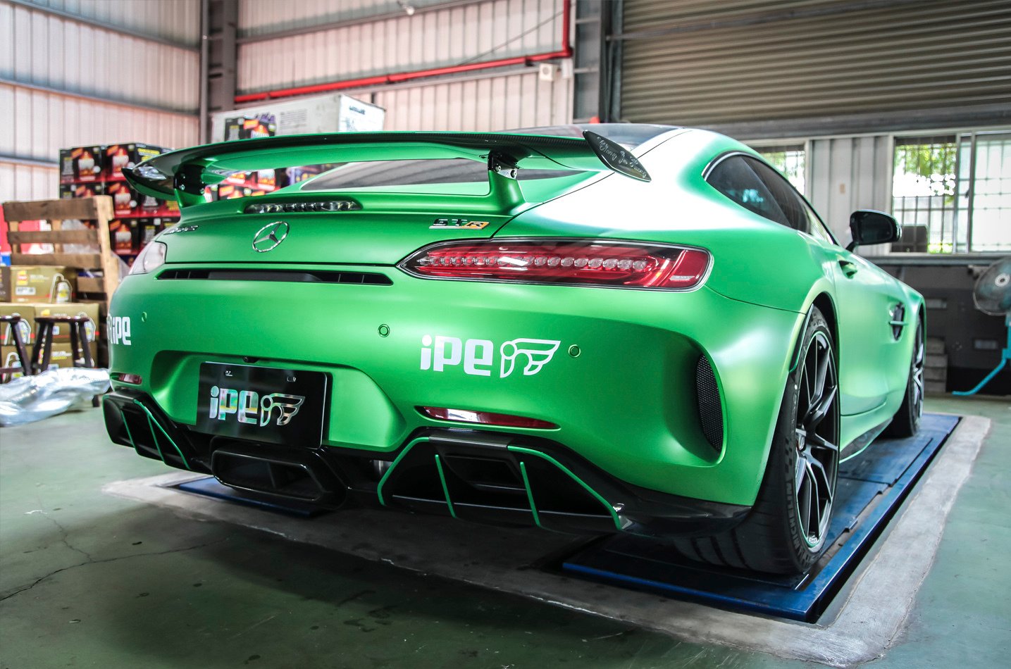 IPE exhaust system for Mercedes-Benz GT R