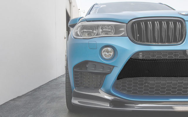 Hodoor Performance Carbon fiber pad on the central part of the front bumper for the BMW X5M F85