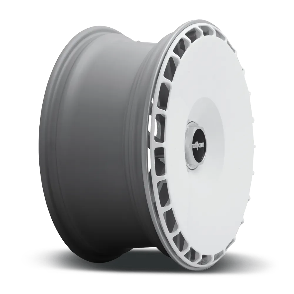 Rotiform AeroDisc light alloy wheels