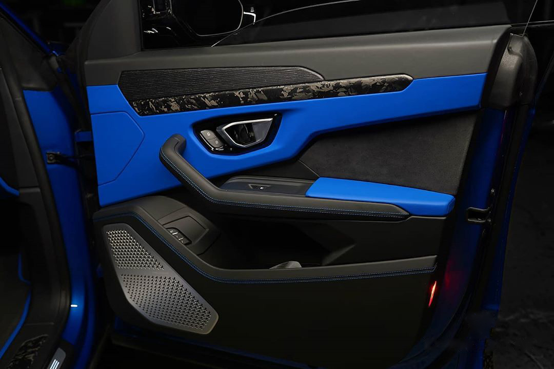 Hodoor Performance Carbon fiber interior set for Lamborghini Urus latest model