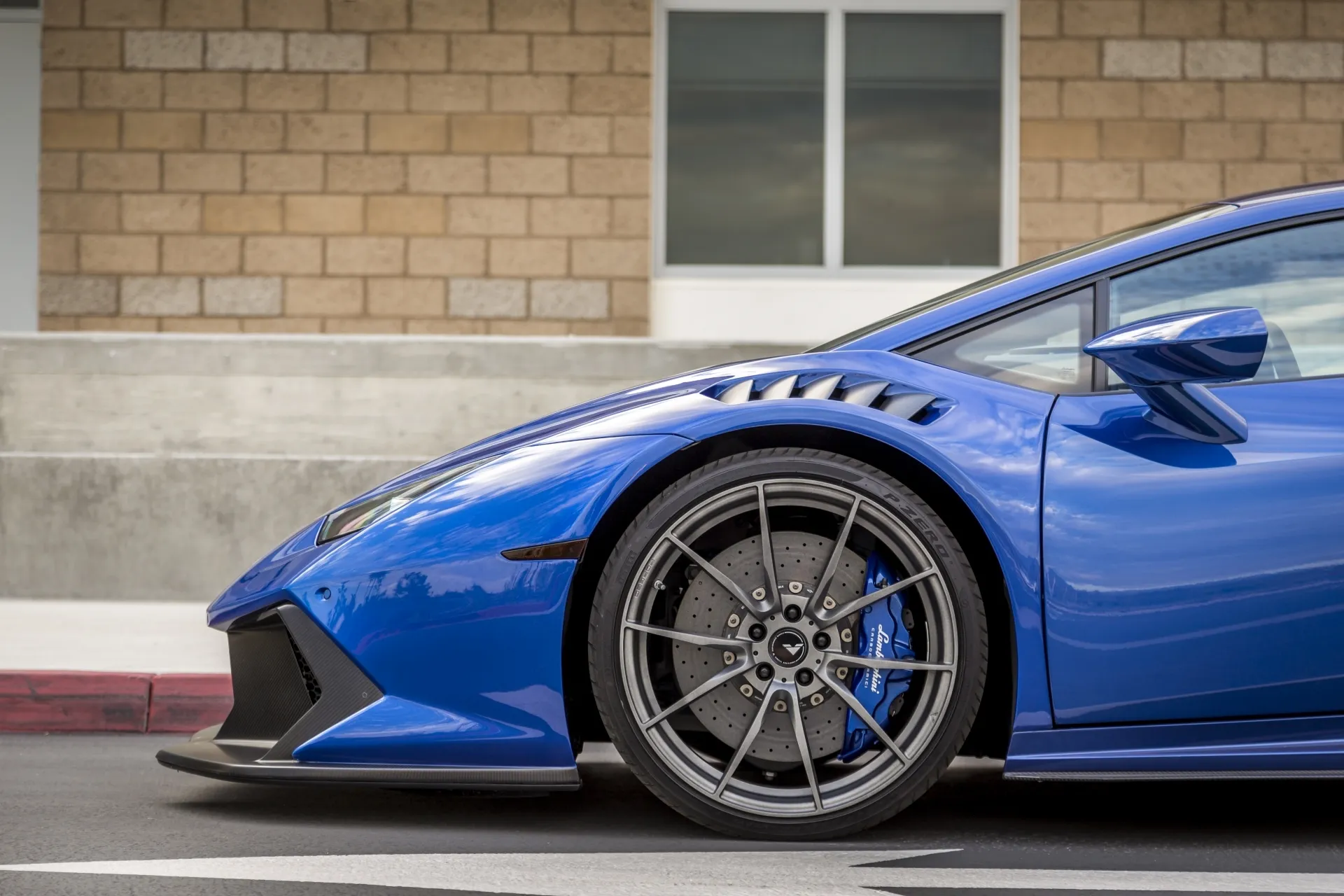 Vorsteiner Nero body kit for Lamborghini Huracan Novara