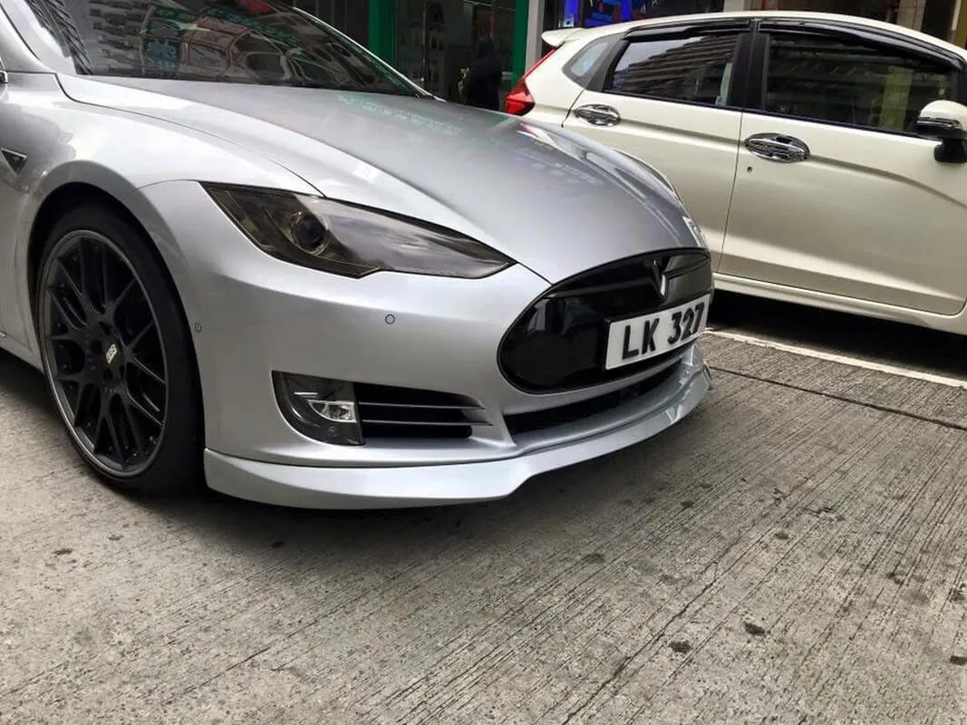 Unplugged Performance Front Spoiler and Diffuser System for Tesla Model S new style