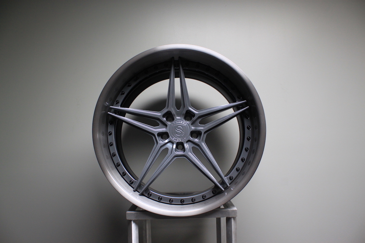 Strasse  SV2 DEEP CONCAVE FS 3 Piece Forged Wheels