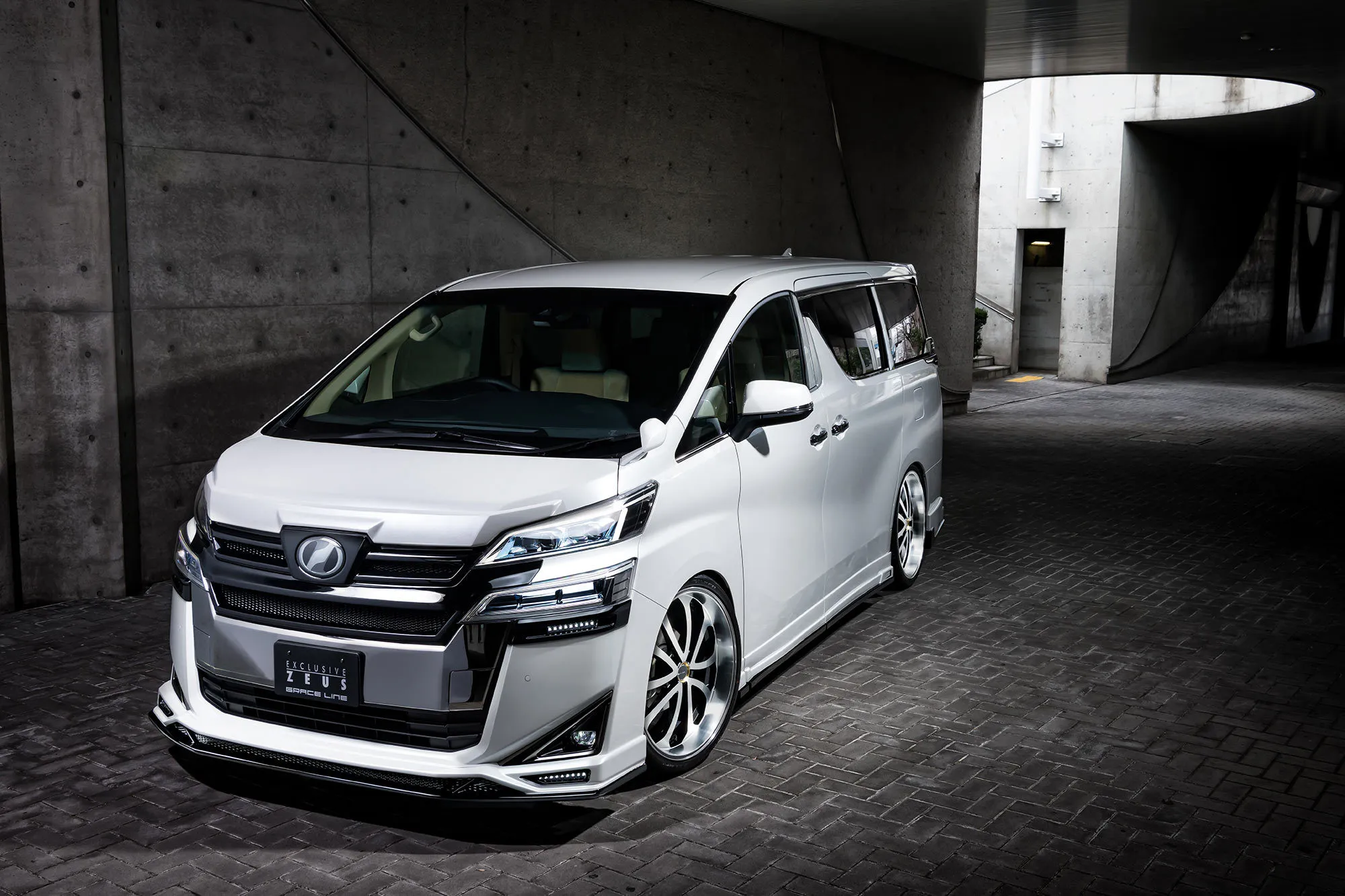 M'z Speed body kit for Toyota Vellfire V/X grade latest model