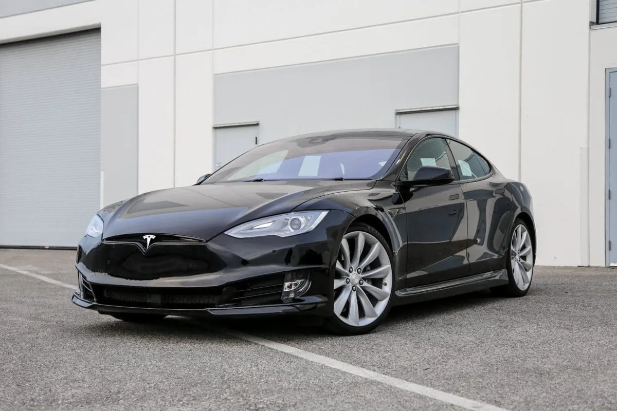 Unplugged Performance Carbon Fiber Set for Tesla Model S new model