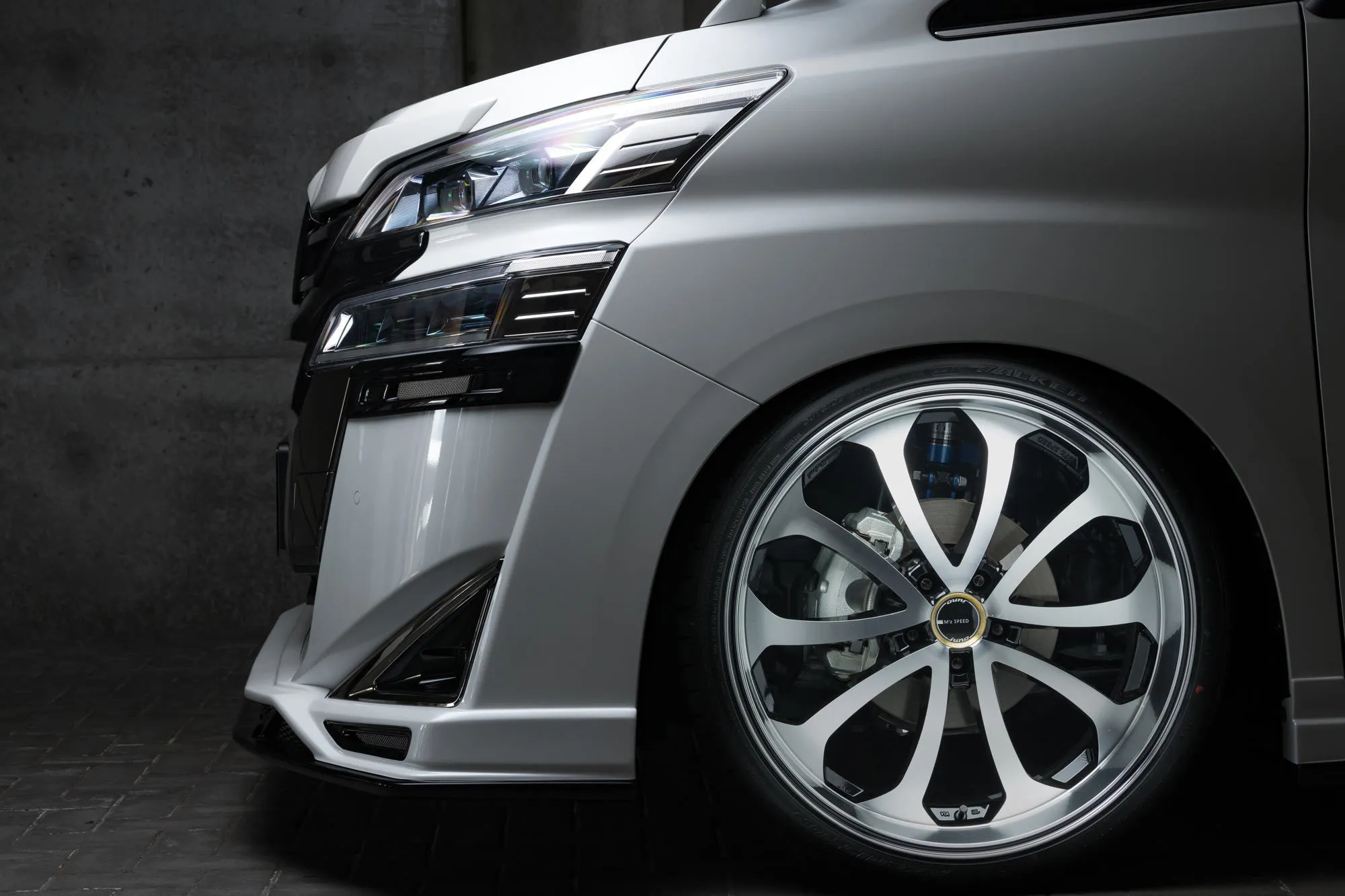 M'z Speed body kit for Toyota Vellfire V/X grade latest model