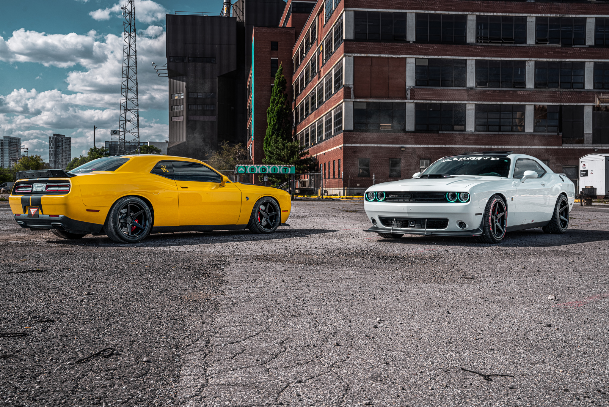 DODGE CHALLENGER  FERRADA DC-FR3 BLACK FORGED WHEELS