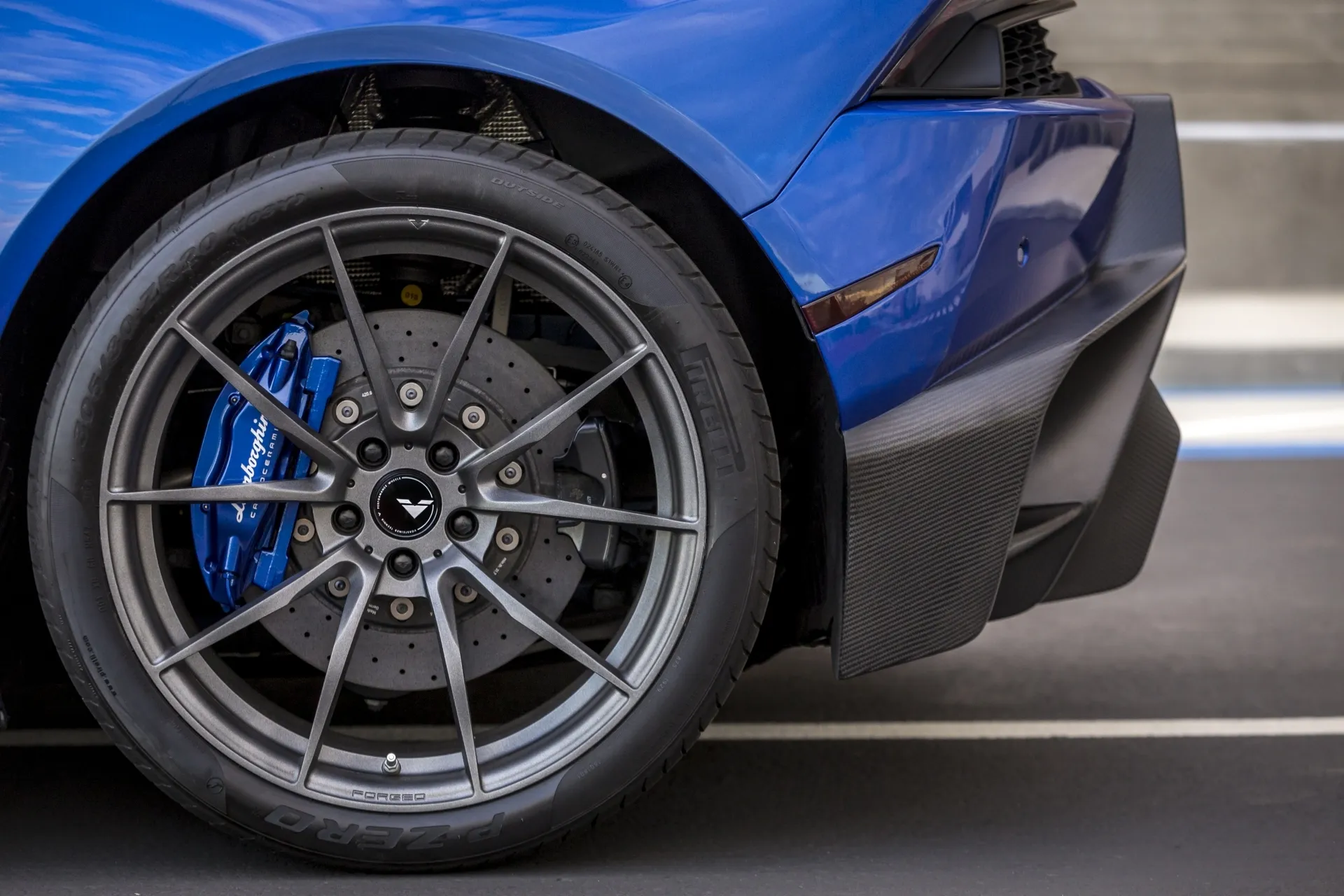 Vorsteiner Nero body kit for Lamborghini Huracan Novara