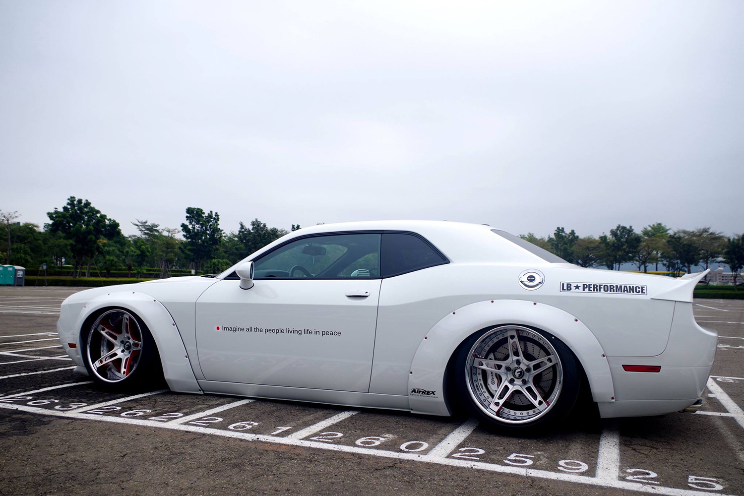 DODGE CHALLENGER FORGIATO AFFILATO-ECL FORGED WHEELS