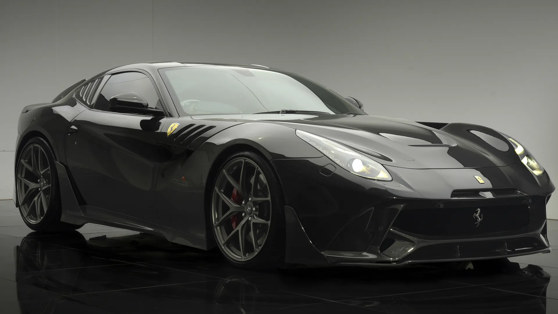 Check our price and buy Onyx body kit for Ferrari F12 berlinetta