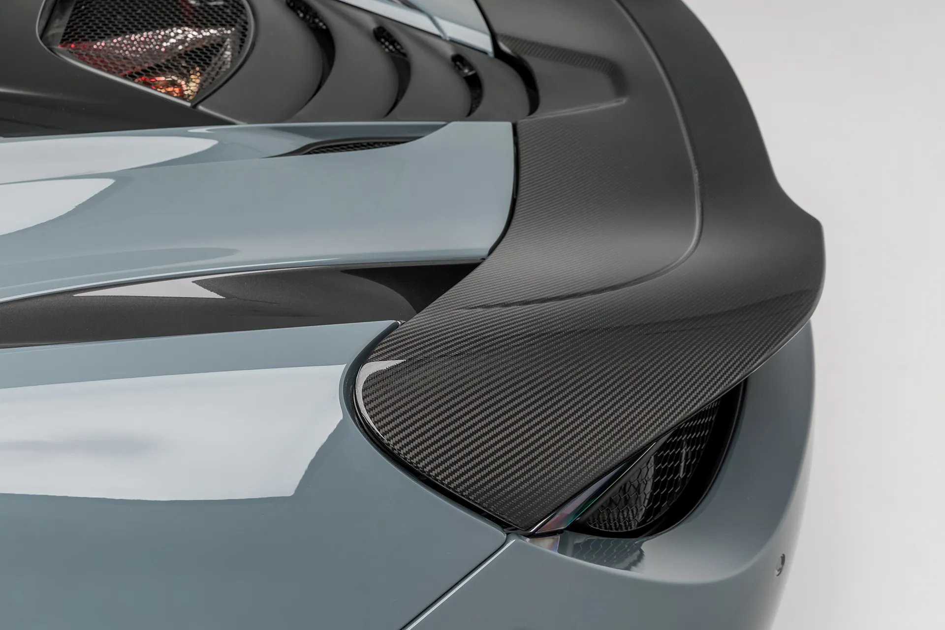 Check our price and buy Vorsteiner Nero body kit for McLaren 720S