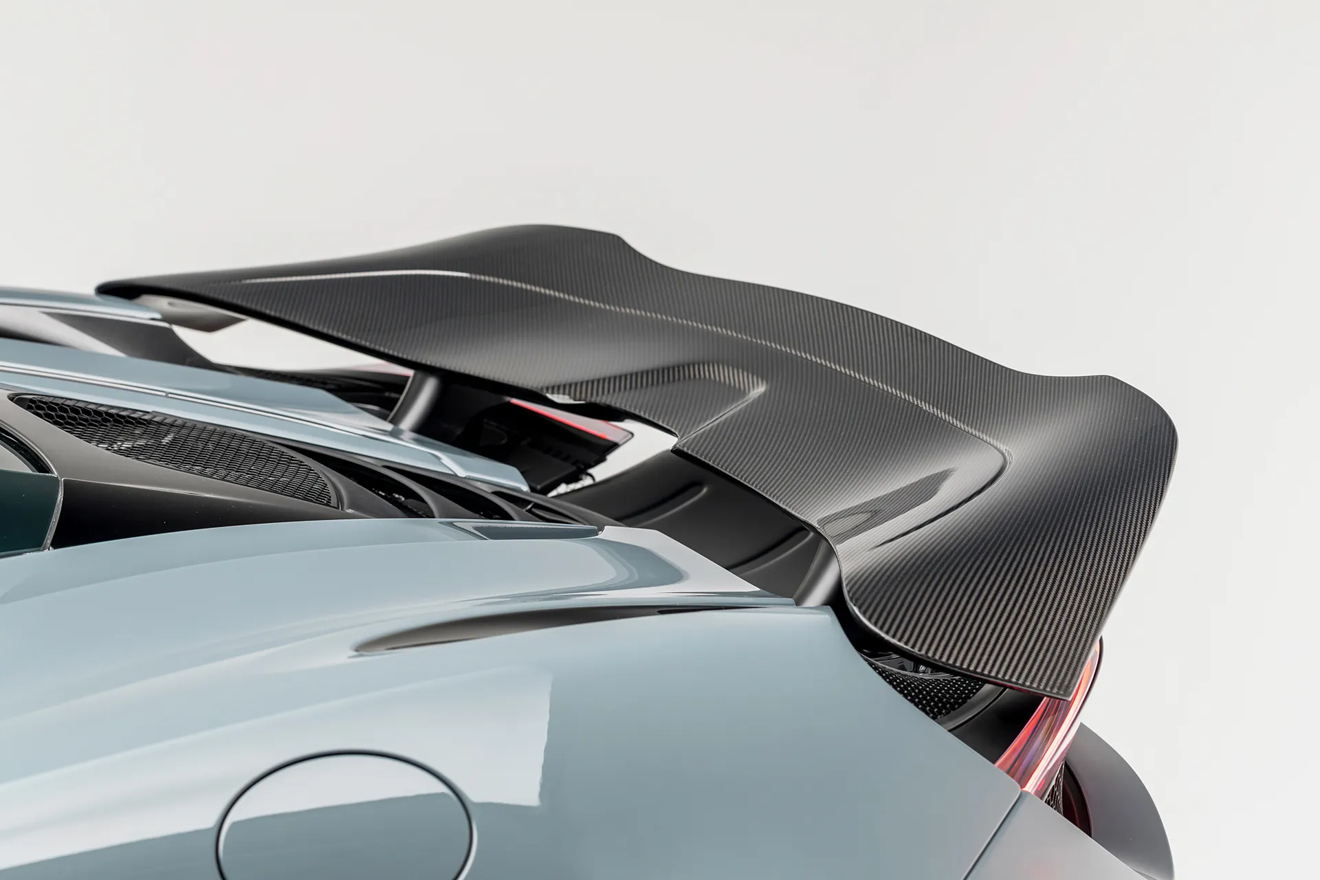 Check our price and buy Vorsteiner Nero body kit for McLaren 720S