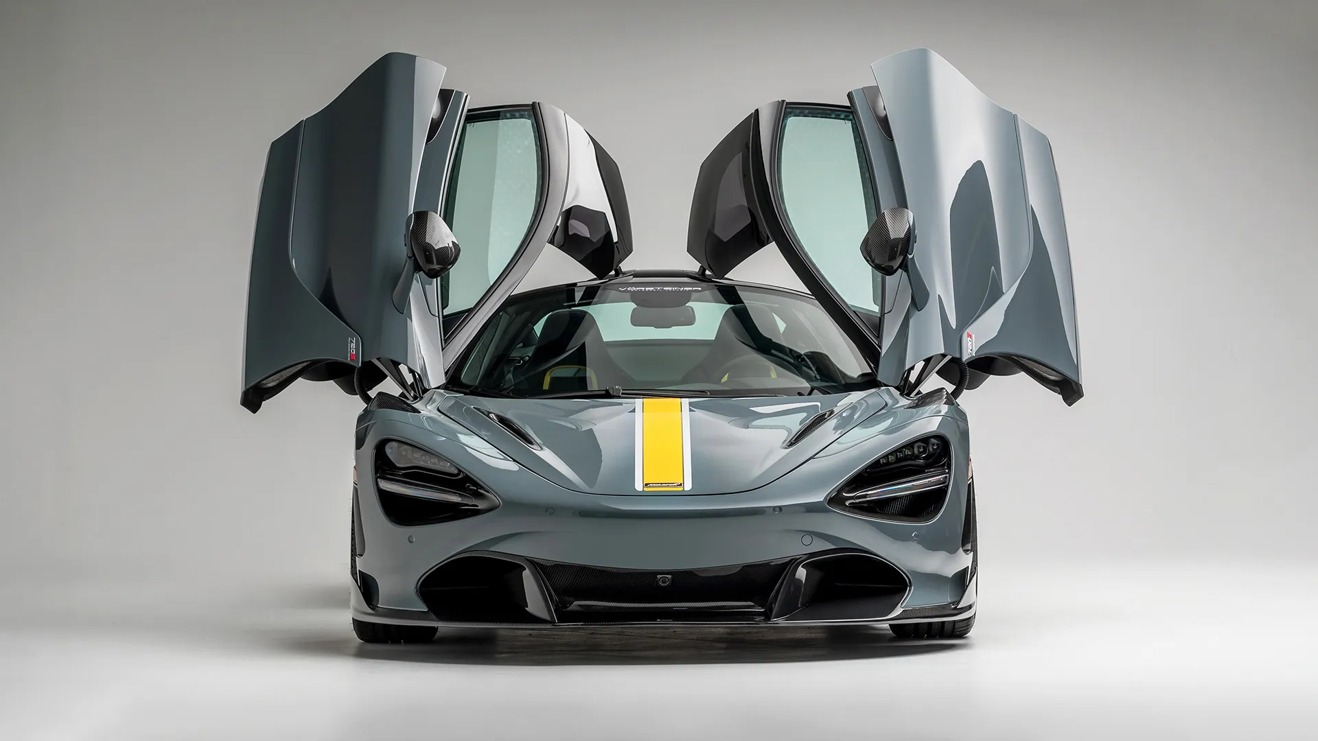 Check our price and buy Vorsteiner Nero body kit for McLaren 720S