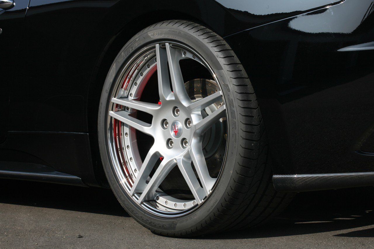Novitec body kit for Maserati GranTurismo carbon