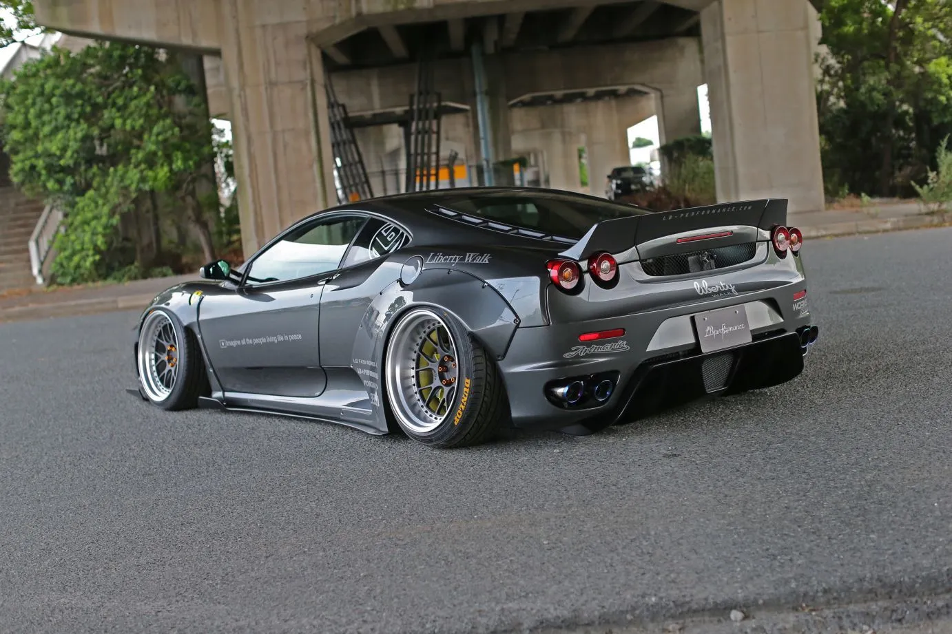 Liberty Walk Silhouette Works body kit for Ferrari F430 polyurethan