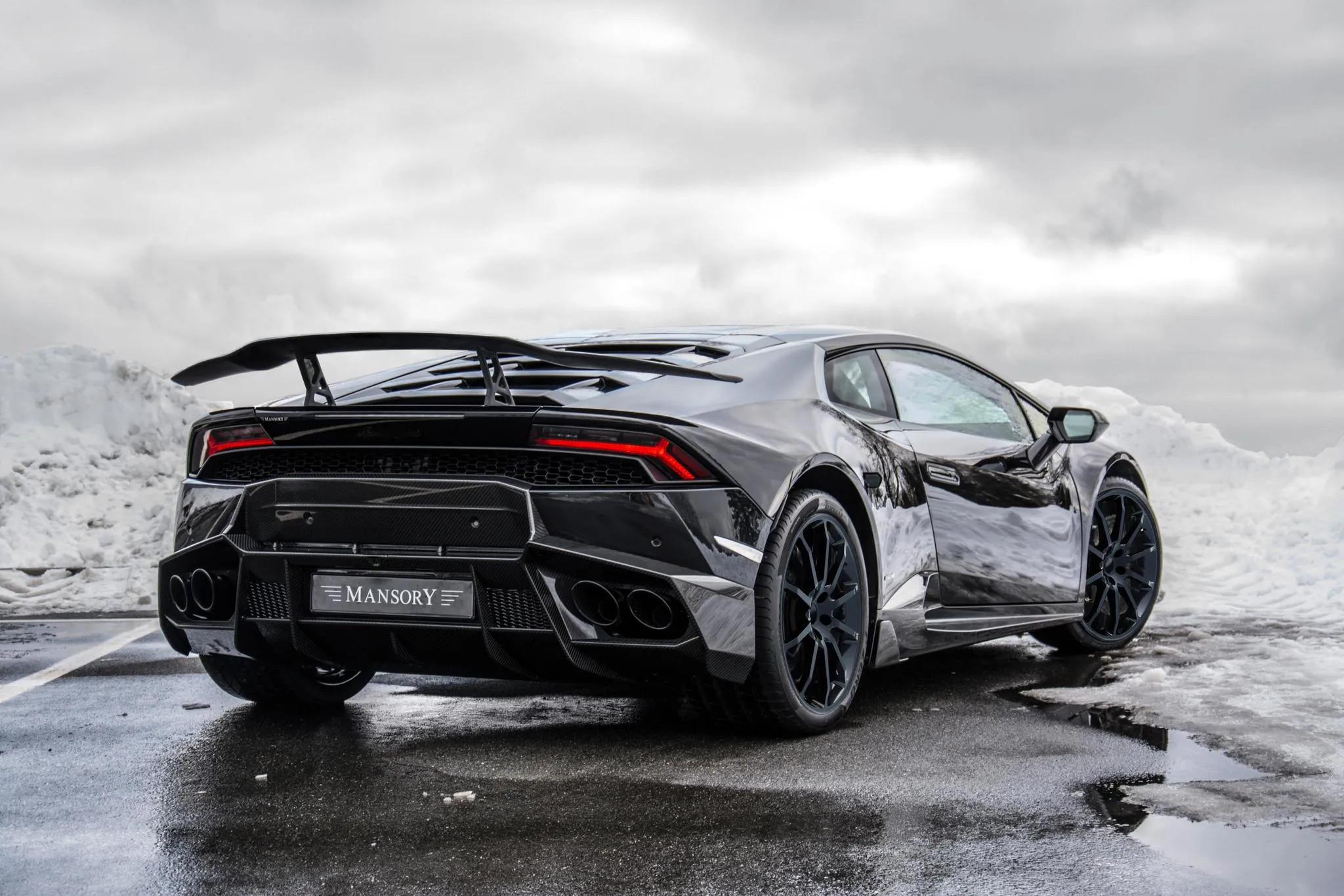 Mansory body kit for Lamborghini Huracan carbon