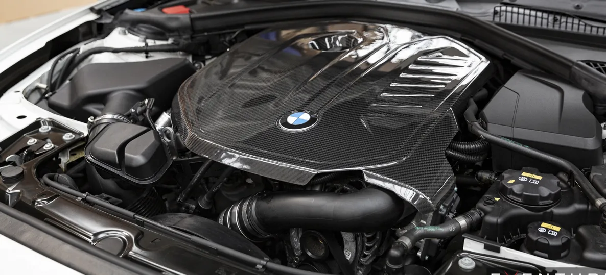 Eventuri Carbon fiber Engine cover F-Series for BMW B58