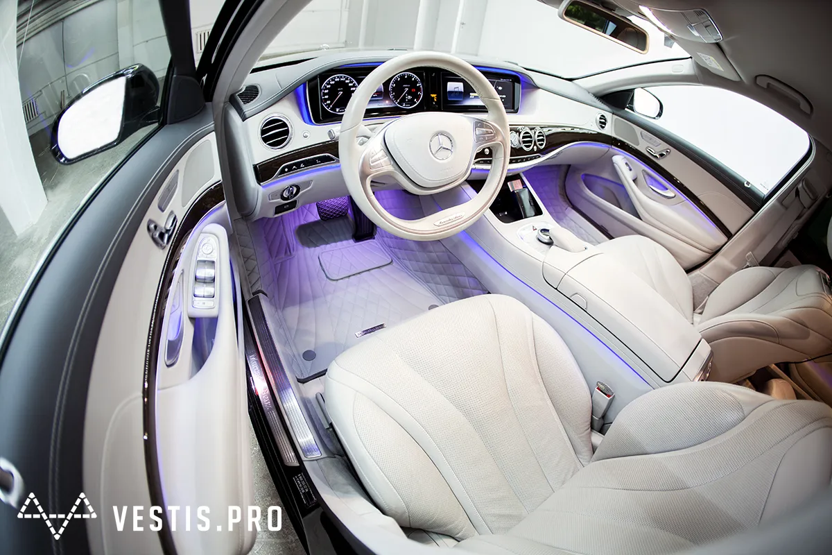 Rugs from eco-leather Vestis for Mercedes