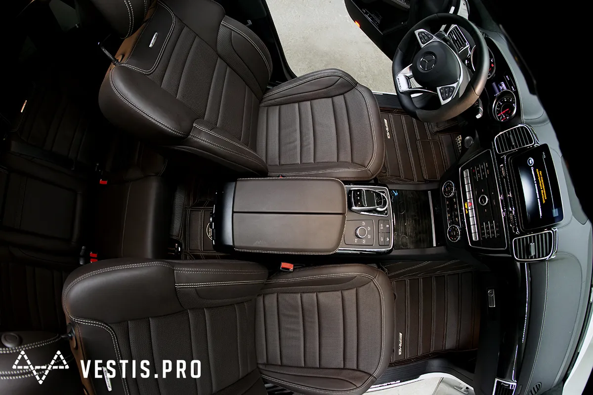 Rugs from eco-leather Vestis for Mercedes