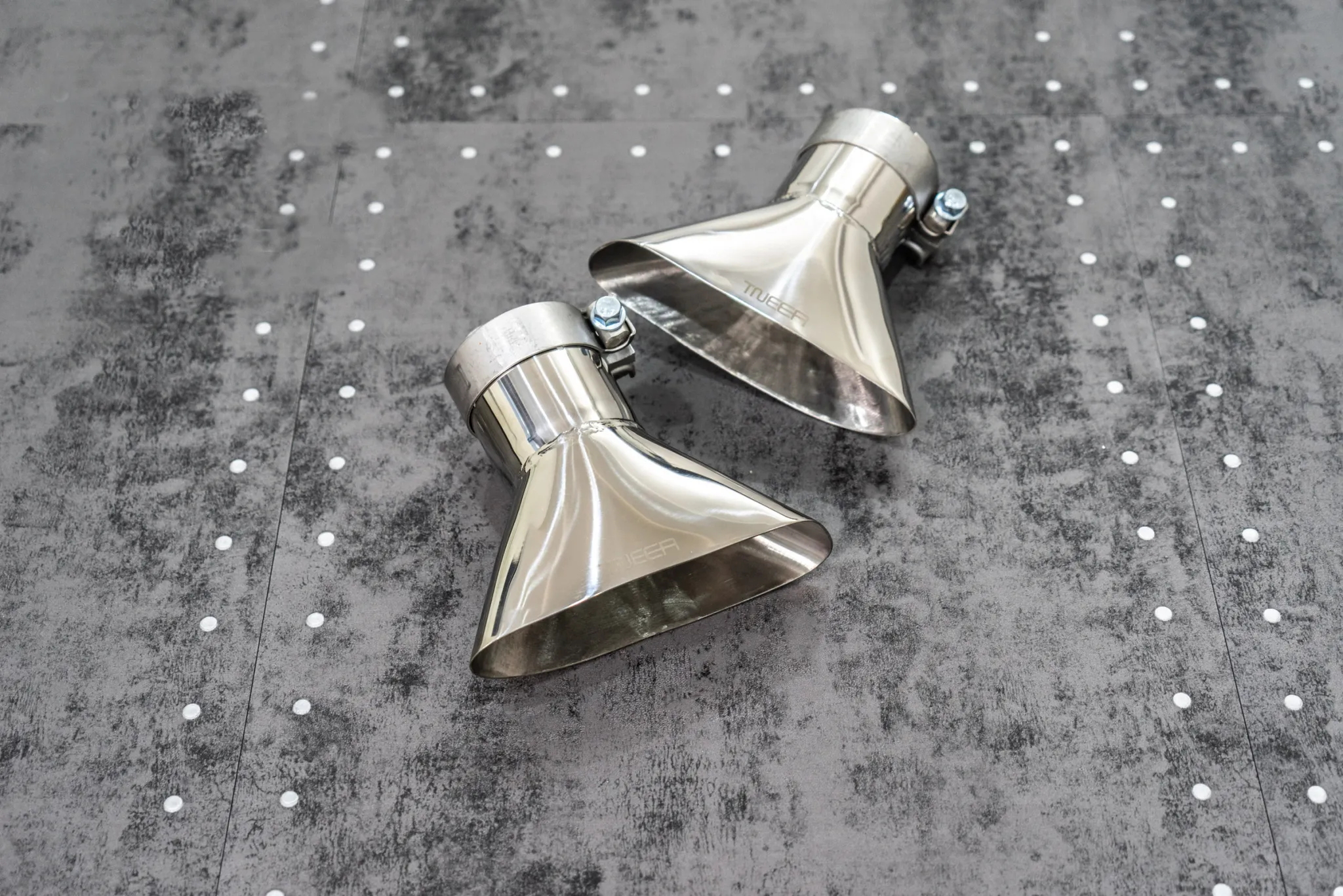 TNEER Exhaust Systems for McLaren MP4-12C